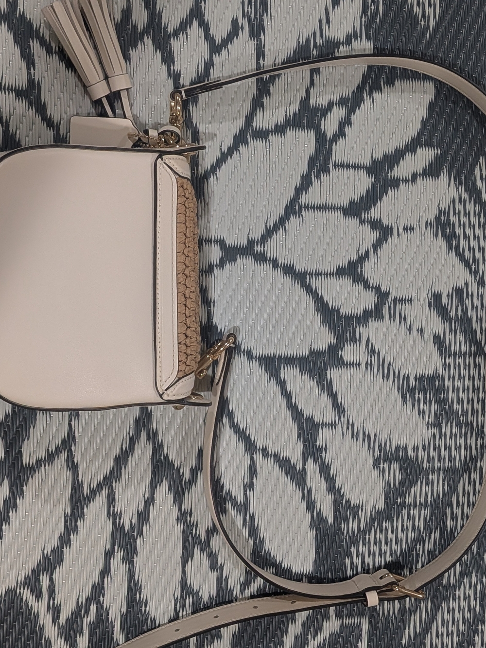 Coach CA547 Kleo Shoulder Bag 17 Natural Straw & White Leather Crossbody - GUC - Picture 3 of 15